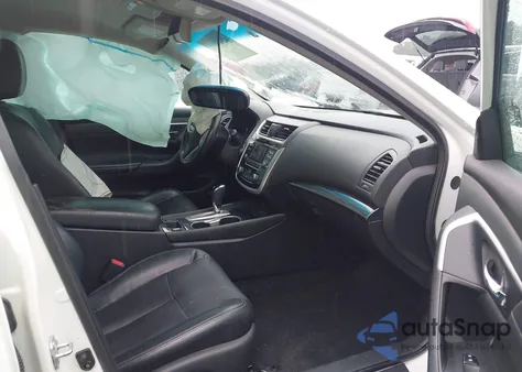 2018 Nissan Altima 2.5 Sl z USA, uszkodzony, nr VIN 1N4AL3AP8JC211302